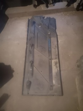 DESKA PODVOZKU PRAVÁ 5C3825212B VW BEETLE 5C0