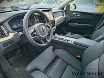 Volvo XC60 II 2025 Volvo XC 60 5B AWD Plus Dark LED BLIS ACC Pilot As, zdjęcie 22