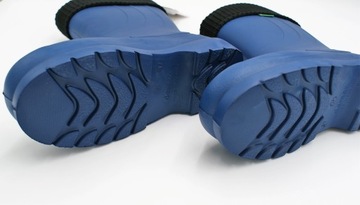 ЛЕГКИЕ ИЗОЛЯЦИОННЫЕ БОТИНКИ ИЗ ПЕНЫ, размер. 37