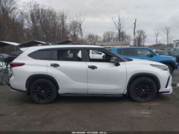 Toyota Highlander III 2023 Toyota Highlander XSE 2023 2.4 Benzyna 265KM, zdjęcie 5