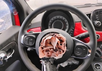 Fiat 500 II Seria 4 1.0 mHEV 70KM 2022 Fiat 500 2022r, Salonowy, HYBRID. Uszkodzony prawy przod i lewy bok. 70KM, zdjęcie 4