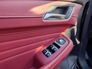 MG HS 2023 MG HS Skory Panorama Bogata wersja 1.5 Benzyna 162KM, zdjęcie 8