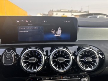 Mercedes Klasa A W177/V177 2025 Mercedes-Benz A 250 Hybryda / AMG Line/ Panorama/, zdjęcie 24