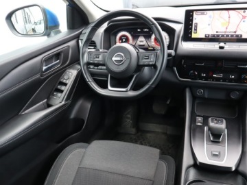 Nissan Qashqai III Crossover 1.3 DIG-T MHEV 158KM 2023 Nissan Qashqai 1.3 DIG-T MHEV, Salon Polska, zdjęcie 6