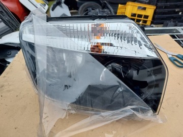 LAMPA PRZÓD PRAWA DUSTER ORYGINAŁ 09 - 13 CZARNA