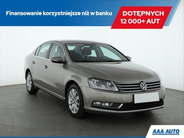 Volkswagen Passat B7 Limousine 2.0 TDI CR DPF BlueMotion 140KM 2013 VW Passat 2.0 TDI, Salon Polska, Serwis ASO