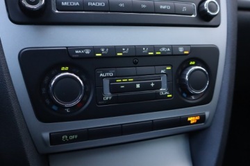 Skoda Octavia II 2012 Skoda Octavia 1.8 TSI, Salon Polska, Klima, zdjęcie 15