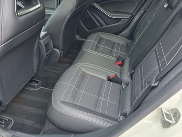 Mercedes GLA I Off-roader 2.0 250 211KM 2015 Mercedes GLA250 panorama, xenon bdb stan, serwis ASO, zdjęcie 17