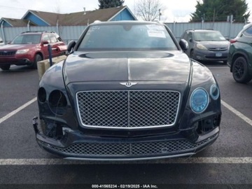 Bentley Bentayga 2017 Bentley Bentayga 2017 6.0l 6.0 Benzyna 600KM, zdjęcie 7