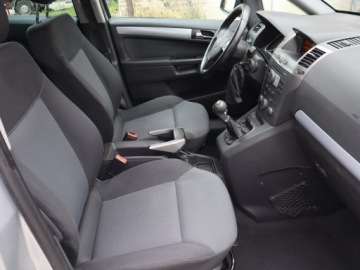 Opel Zafira B 1.6 Twinport ECOTEC 105KM 2006 Opel Zafira 1.6, 7 miejsc, Klima, Tempomat, zdjęcie 8
