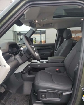 Land Rover Defender IV (L663) 2025 Land Rover Defender Defender MY25.5 3.0D I6 200 PS AWD Auto S 110 2.0 200KM, zdjęcie 1