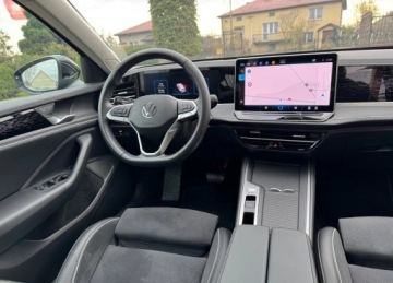 Volkswagen Passat B8 Variant Facelifting 2.0 TDI SCR 150KM 2024 Volkswagen Passat Variant 2.0 TDI EVO Business DSG, zdjęcie 3