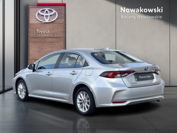Toyota Corolla XII Sedan 1.8 Hybrid 122KM 2021 Toyota Corolla 1.8 Hybrid Comfort Seria E21 (2019-, zdjęcie 3