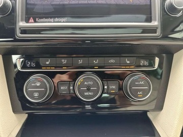 Volkswagen Passat B8 Limousine 2.0 TSI BlueMotion Technology 280KM 2016 Volkswagen Passat 2.0 R-Line 480KM DSG Salon Polska Pierwszy Wl. Grupa Cic, zdjęcie 25