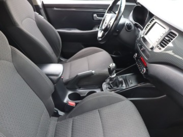 Kia Carens IV Minivan Facelifting 1.6 GDI 135KM 2017 Kia Carens 1.6 GDI, Salon Polska, 7 miejsc, Navi, zdjęcie 8