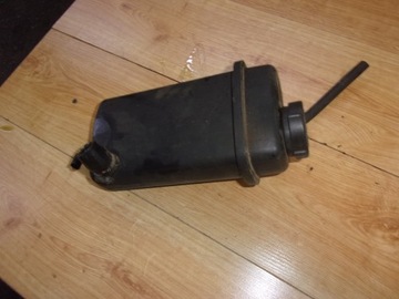 BMW E38 NÁDOBKA VYROVNÁVACÍ 3.0 V8
