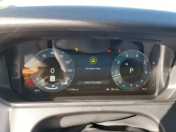 Land Rover Range Rover Velar 2025 Land Rover Range Rover Velar Dynamic SE 2025 2.0L 2.0 Benzyna 247KM, zdjęcie 9