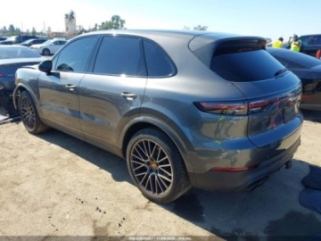 Porsche Cayenne III 2021 Porsche Cayenne 2021 3.0l 3.0 Benzyna 335KM, zdjęcie 3