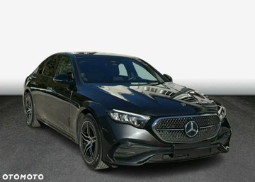 Mercedes Klasa E W214 2025 Mercedes-Benz Klasa E Mercedes-Benz Klasa E 220 d 4-Matic AMG 2.0 Diesel, zdjęcie 4