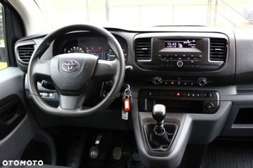Toyota Proace II Verso Compact 2.0 D-4D 150KM 2020 Toyota ProAce Toyota ProAce D-4D Long 3,0t Mobilny Life 2.0 Diesel 150KM, zdjęcie 29