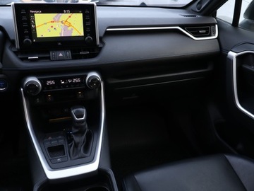 Toyota RAV4 IV MPV Facelifting 2.5 Hybrid 197KM 2018 Toyota RAV 4 2.5 Hybrid, Salon Polska, Serwis ASO, zdjęcie 7