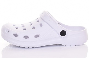 БЕЛЫЕ ЖЕНСКИЕ ТАПОЧКИ ИЗ ПЕНЫ CROX ТВЕРДАЯ МЕДИЦИНСКАЯ ОБУВЬ ДЛЯ ДОМАШНЕГО САДА