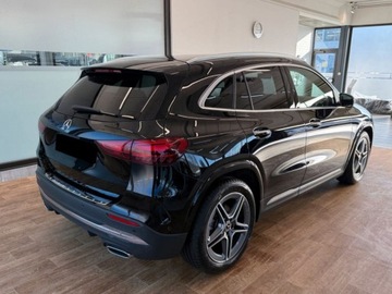 Mercedes GLA II Off-roader Facelifting 2.0 220 190KM 2025 MERCEDES-BENZ GLA 220 4-Matic AMG Line 2.0 (190KM) 2025, zdjęcie 1