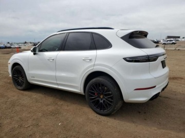 Porsche Cayenne III 2021 Porsche Cayenne 2021r., GTS 4.0 Benzyna 453KM, zdjęcie 2