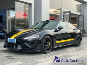 Xiaomi SU7 2025 Xiaomi SU7 2025 Xiaomi SU7 Ultra Elektryczny 1550KM