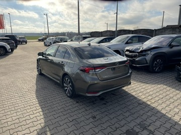 Toyota Corolla XII Sedan Facelifting 1.5 VVT-i 125KM 2023 Toyota Corolla Klimatronik Kamera Tempomat aktywny, zdjęcie 3