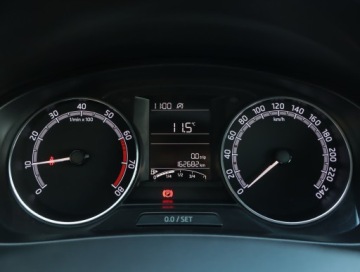 Skoda Rapid II Liftback Facelifting 1.0 TSI 110KM 2019 Skoda Rapid 1.0 TSI, Salon Polska, Serwis ASO, zdjęcie 10