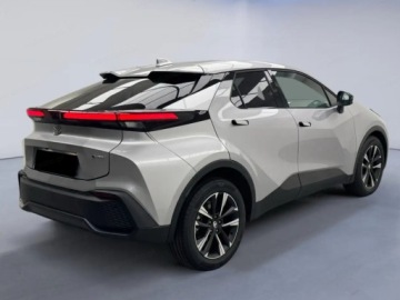 Toyota C-HR II SUV 1.8 Hybrid 140KM 2026 Od ręki - Style 1.8 Hybrid 140KM | Podgrzewane fotele!, zdjęcie 3