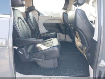 Chrysler Pacifica II 2023 Chrysler Pacifica Touring L 2023 3.6l 3.6 Benzyna 287KM, zdjęcie 13