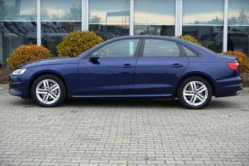 Audi A4 B9 Limousine Facelifting 2.0 40 TDI 204KM 2023 Audi A4 Limousine Hak Tempomat Virtual Kamera asyst. swiatel drogowych, zdjęcie 3