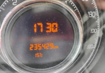 Fiat 500 II Hatchback 3d 1.3 TD 75KM 2007 Fiat 500 2007r, 1.2 Diesel. Uszkodzony prawy przod i tyl. Jezdzi. 1.2, zdjęcie 12