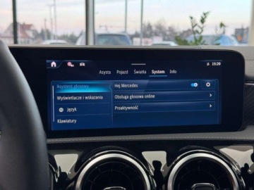 Mercedes CLA C118/X118 Shooting Brake Facelifting 1.3 180 136KM 2024 Mercedes-Benz CLA Shooting Brake Pakiet Parkowania Nawigacja MBUX Premiu, zdjęcie 33