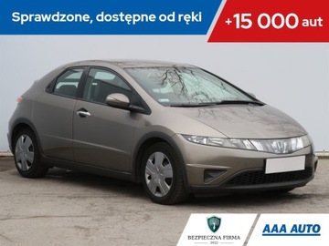 Honda Civic VIII Hatchback 3d 1.8 i-VTEC 140KM 2007 Honda Civic 1.8, Salon Polska, 1. Właściciel