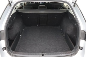 Skoda Octavia IV Kombi 2.0 TDI 115KM 2022 Skoda Octavia 2.0 TDI, 1. Właściciel, VAT 23%, zdjęcie 13