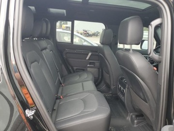 Land Rover Defender IV (L663) 2024 Land Rover Defender 110 X-Dynamic SE 2024 3.0l 3.0 Benzyna 395KM, zdjęcie 11