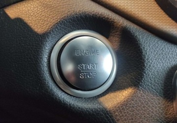 Mercedes CLA C117 Coupe Facelifting 1.5 180 d 109KM 2017 Mercedes-Benz CLA 1.5 Diesel 109KM, zdjęcie 11