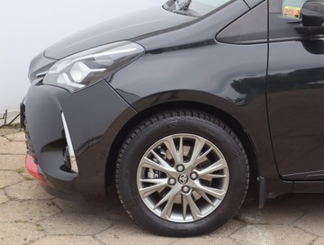 Toyota Yaris III Hatchback 5d Facelifting 2017 1.5 Dual VVT-iE 111KM 2017 Toyota Yaris 1.5 Dual VVT-i, GAZ, Klima, zdjęcie 11