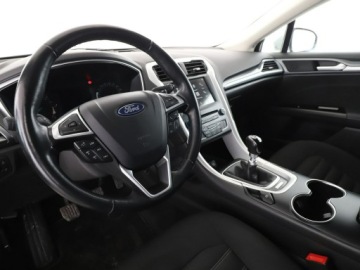 Ford Mondeo V Kombi 2.0 TDCi 150KM 2018 Ford Mondeo navi klima auto grzane fotele i kanapa, zdjęcie 13