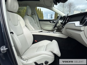 Volvo XC60 II 2025 Volvo XC 60 XC60 B5 B AWD Ultra Dark aut, Pakiet c, zdjęcie 12