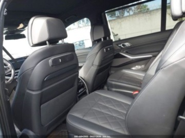 BMW X7 2024 BMW X7 2024 BMW X7 XDRIVE40I 3.0 Benzyna 375KM, zdjęcie 18