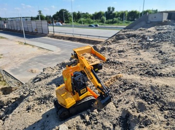 Koparka zdalnie sterowana RC na pilota Traktor