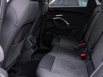 Audi Q5 II SUV Facelifting 2.0 40 TDI 204KM 2026 2.0 TDI quattro S line (204 KM) Hak holowniczy, zdjęcie 14
