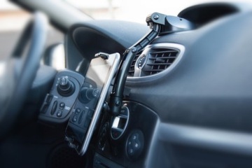 Автомобильный держатель для планшета PREMIUM BYDGOSZCZ