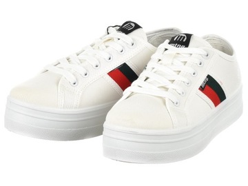 BUTY TRAMPKI DAMSKIE MTNG - CANVAS 3 WHITE C11753