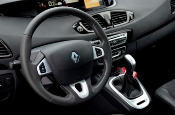 Renault Scenic III Van Facelifting 2.0 16v 140KM 2012 CZARNY ZAREJESTROWANY 2.0i 16V BOSE PANORAMA BI-XENON SKÓRA KAMERA NAVI, zdjęcie 22