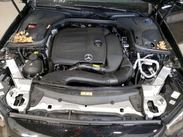 Mercedes Klasa E W213 2021 Mercedes-Benz Klasa E 350 4Matic 2021 2.0l 2.0 Benzyna 255KM, zdjęcie 6